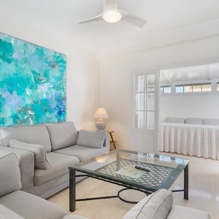 Appartement Wide With Terrace & Parking- 3bd 2bth- Alfalfa *